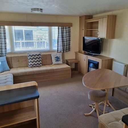 Pg49 8 Berth Pet Friendly Caravan Golden Palm Hotel Chapel Saint Leonards Exterior foto